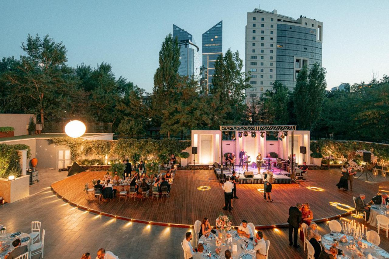 Wyndham Ankara Hotel Exterior photo
